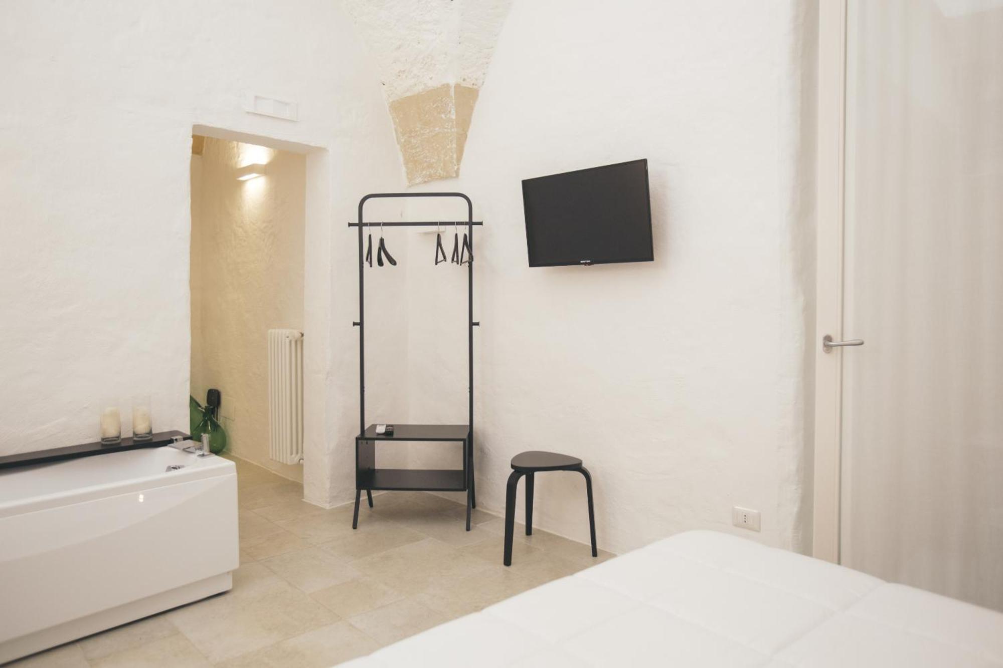 Mediterranee Suite Lecce Buitenkant foto