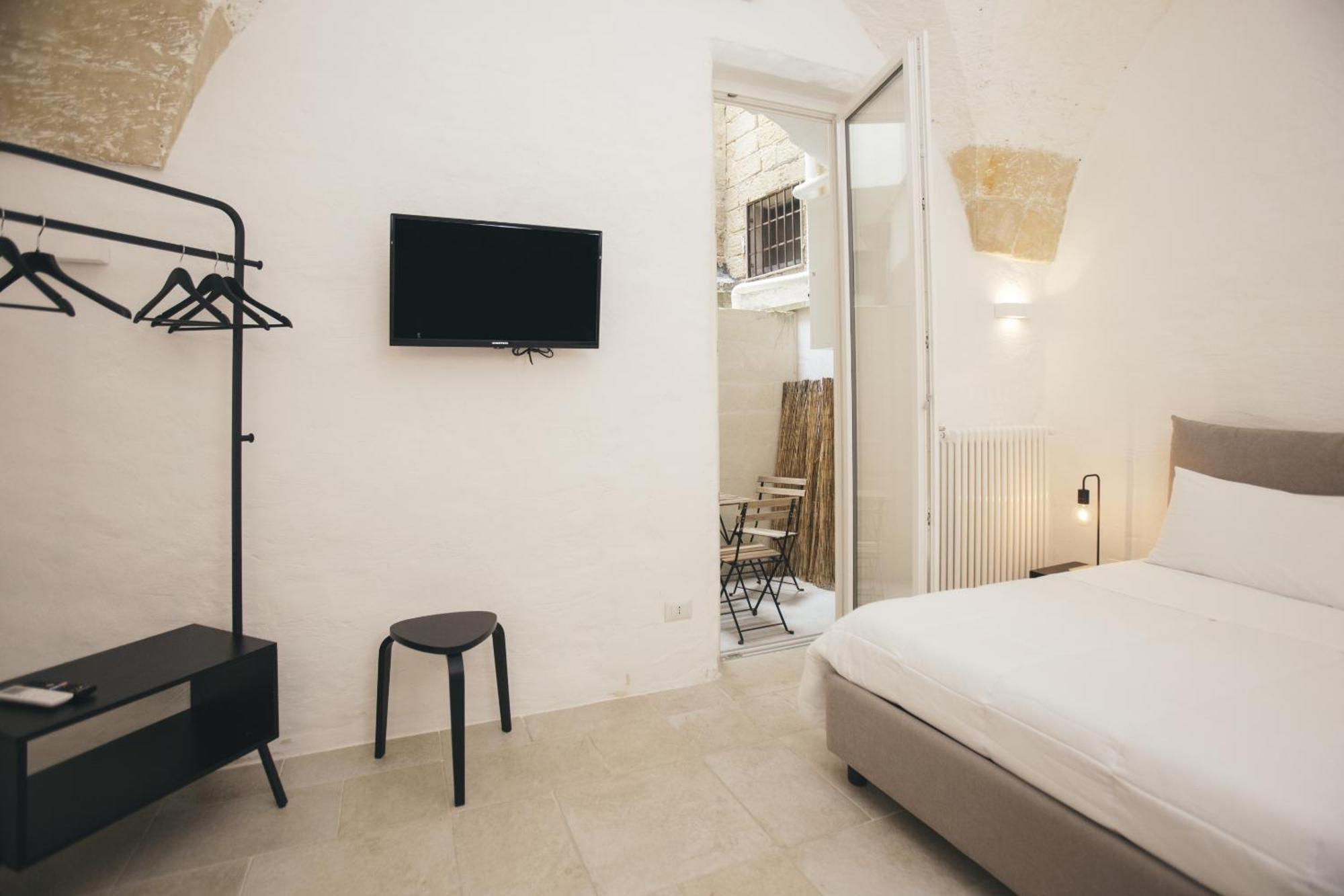 Mediterranee Suite Lecce Buitenkant foto