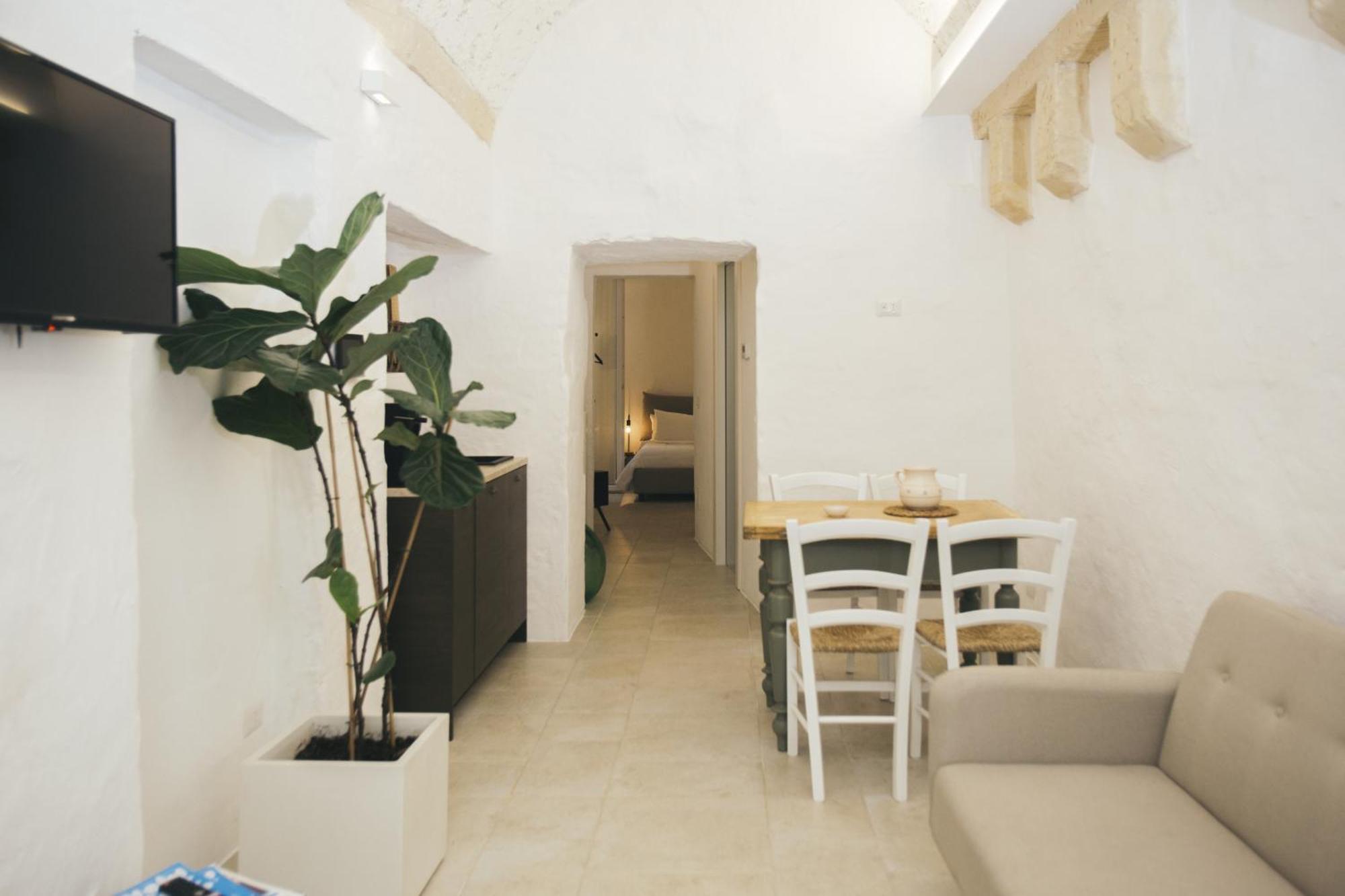 Mediterranee Suite Lecce Buitenkant foto